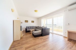 Apartment 6 – House Stella