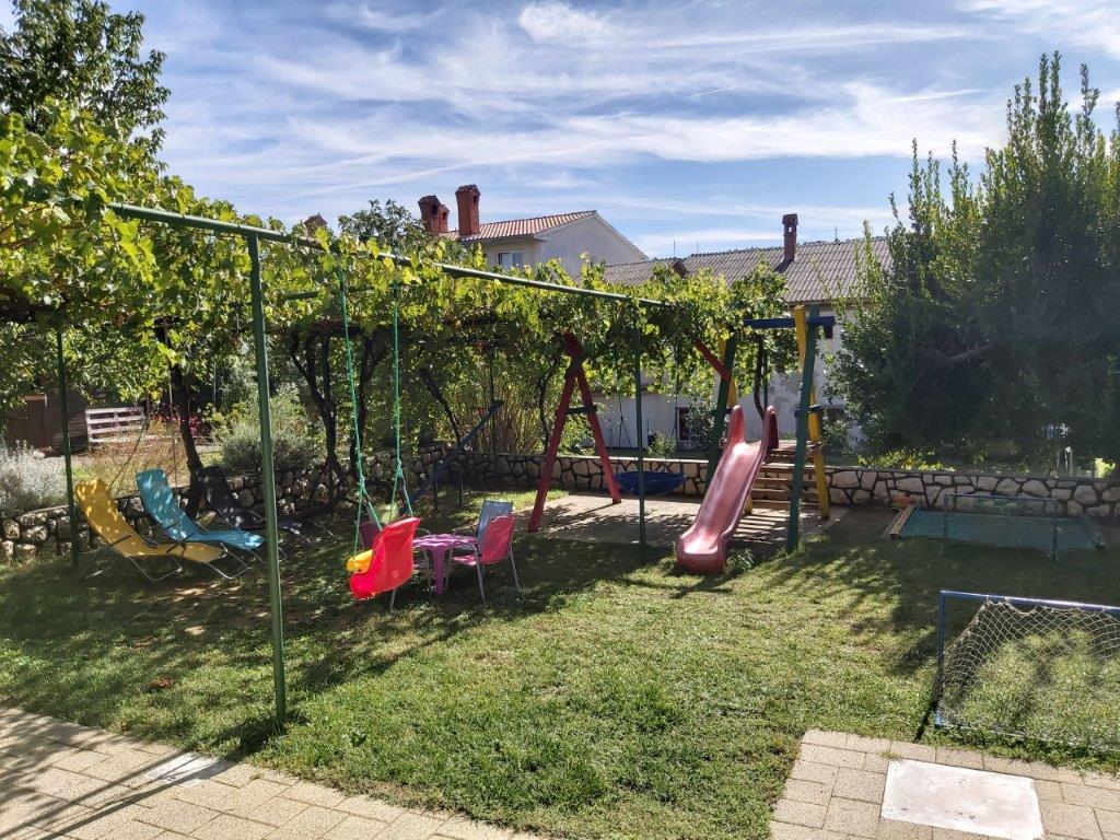 Garden at House Klara — play area