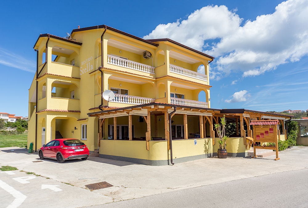 House Stella, Apartmani Jerić